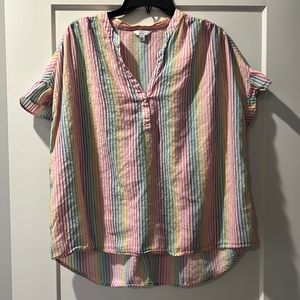 Crown & Ivy summer top